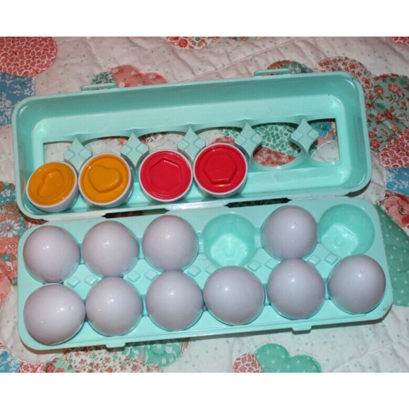 BROOKLYN LOLLIPOPS EGG SHAPE SORTERS IN PLASTIC EGG BOX - Picture 1 of 2